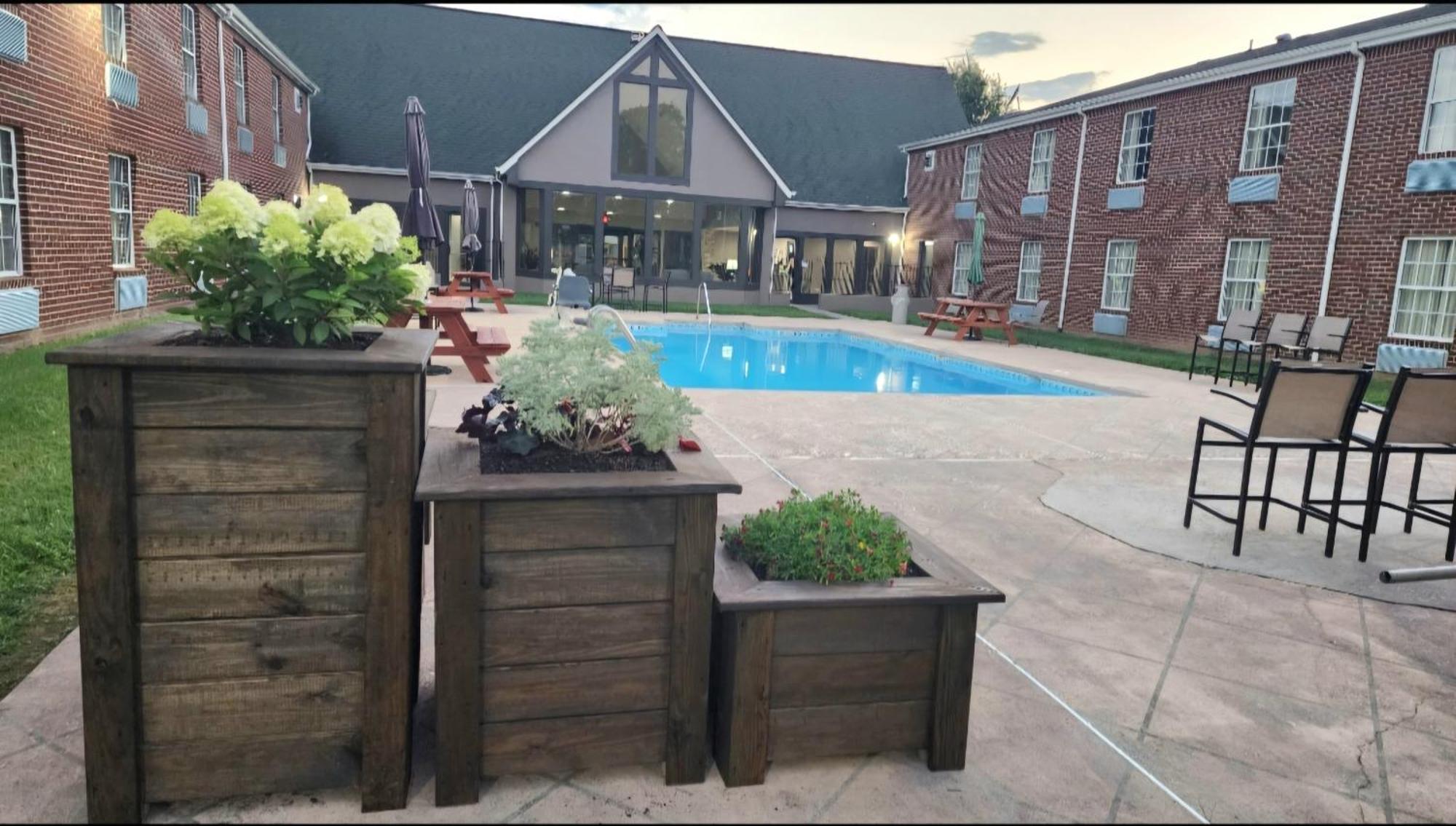 Quality Inn Dublin I-81 Экстерьер фото