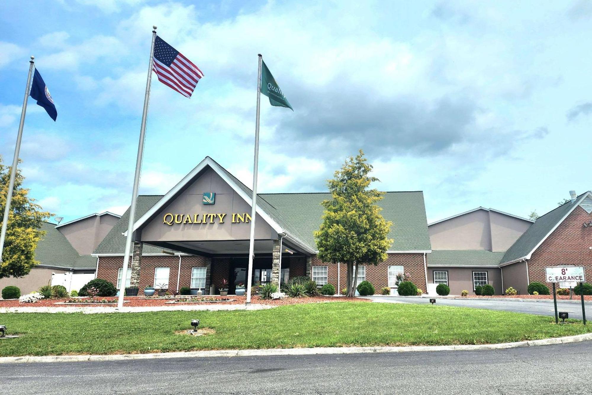 Quality Inn Dublin I-81 Экстерьер фото