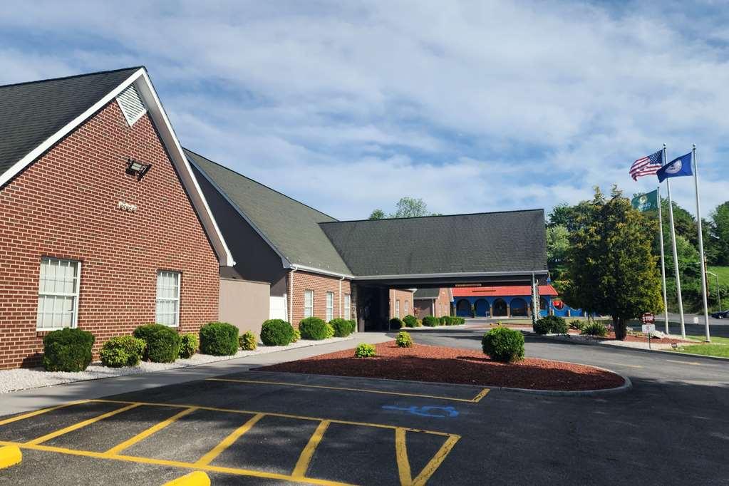 Quality Inn Dublin I-81 Экстерьер фото