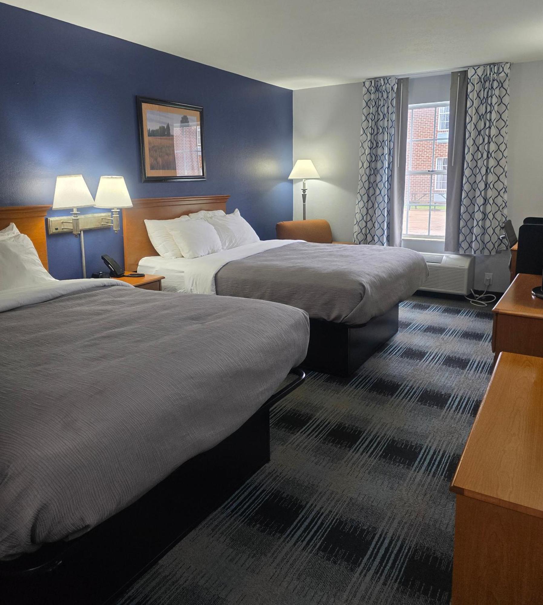 Quality Inn Dublin I-81 Экстерьер фото