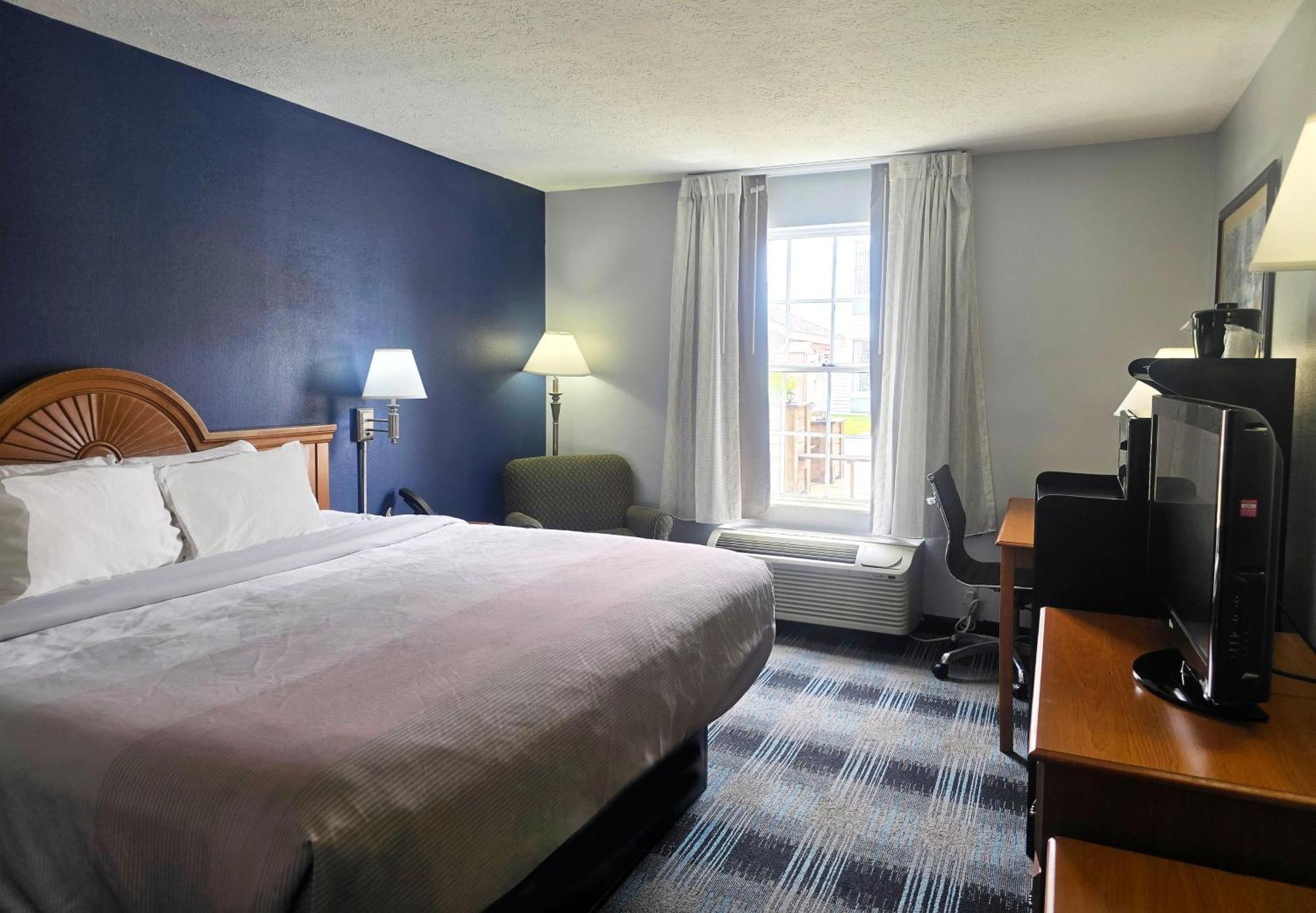 Quality Inn Dublin I-81 Экстерьер фото