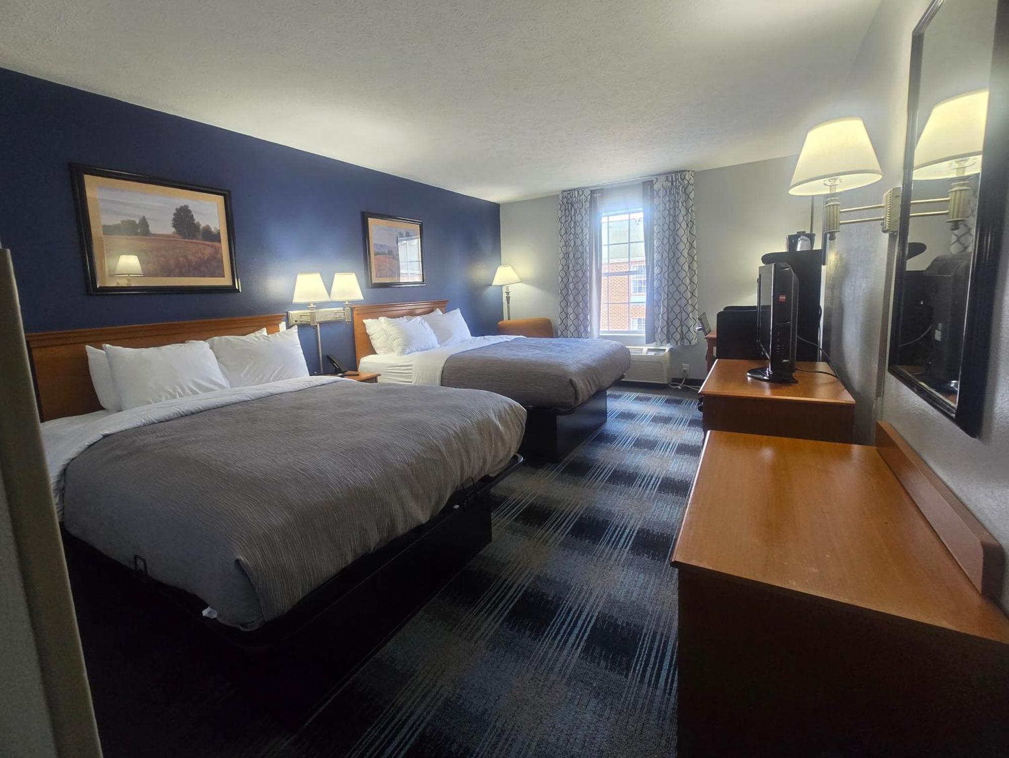 Quality Inn Dublin I-81 Экстерьер фото