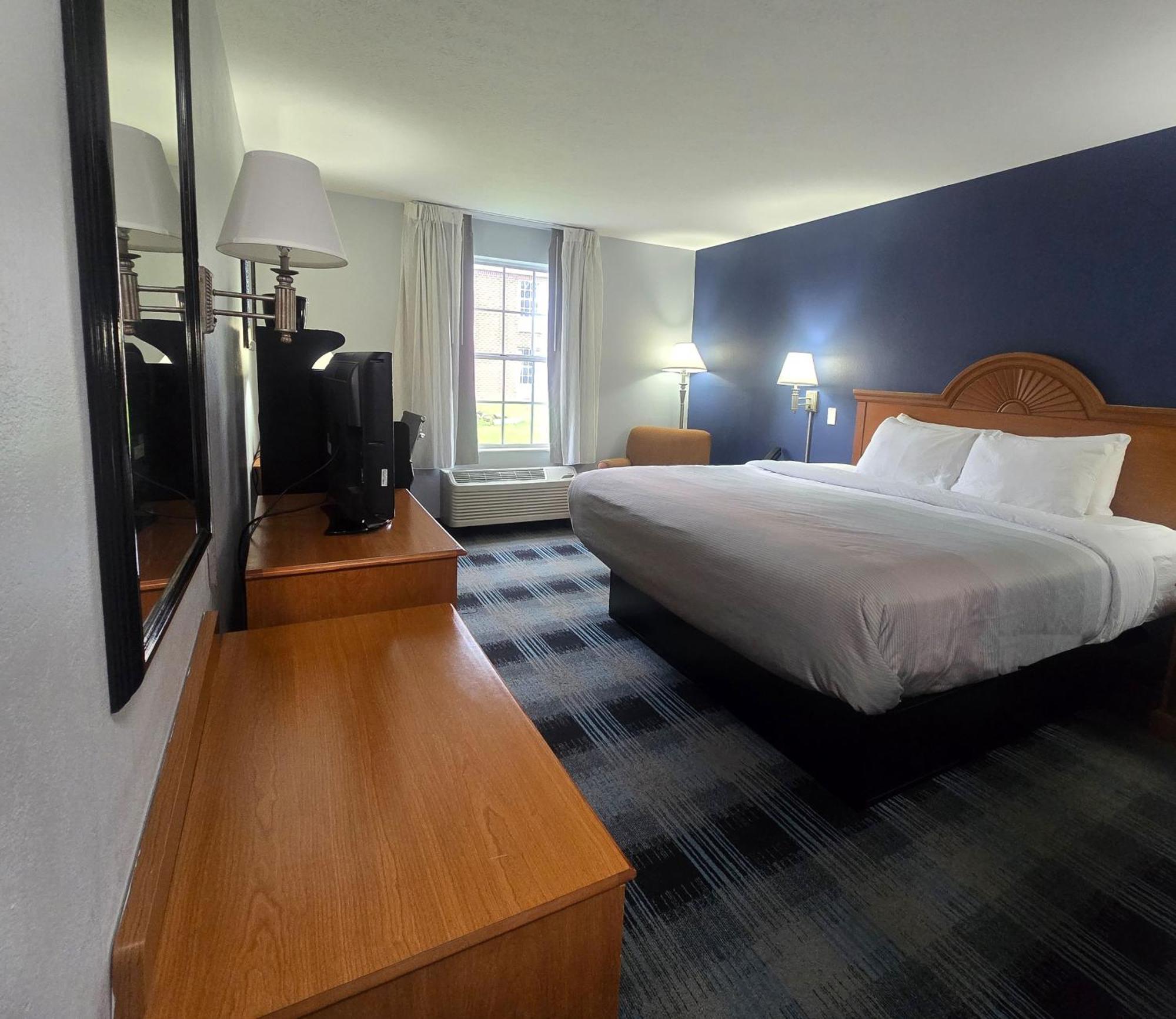Quality Inn Dublin I-81 Экстерьер фото