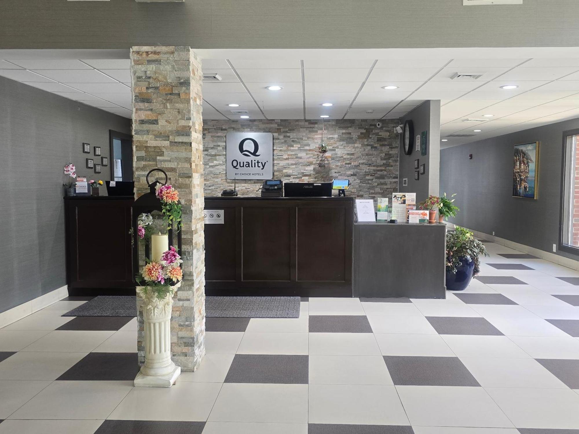 Quality Inn Dublin I-81 Экстерьер фото